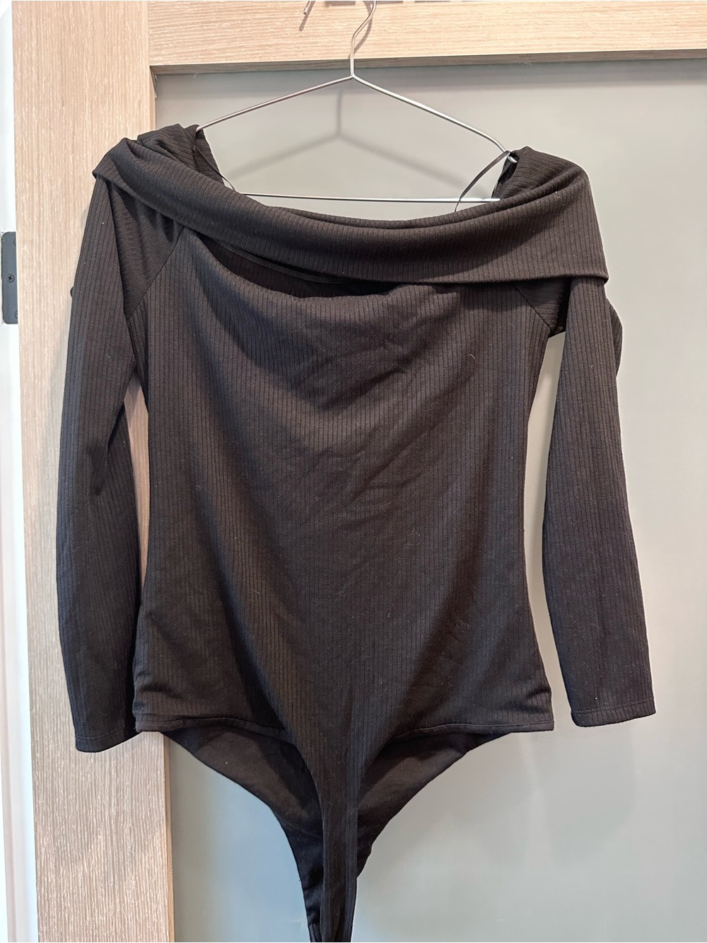 NWT Black Off-Shoulder Ribbed Bodysuit